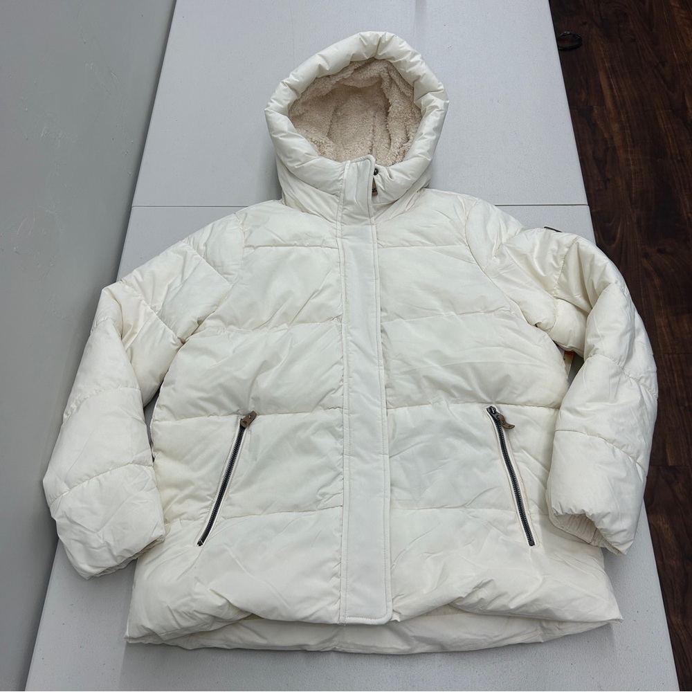 ZeroXposur Cream Puffer Jacket size M